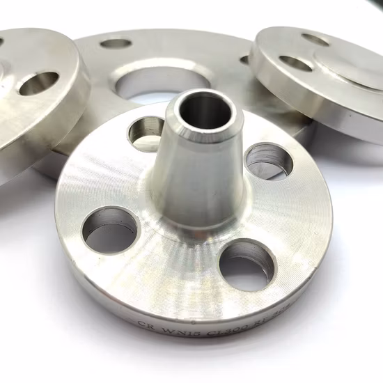 Chine ANSI/DIN/GOST/En RF FF A105 304L 316L Col à souder/à enfiler/bride de tuyau en acier forgé aveugle Fabricants